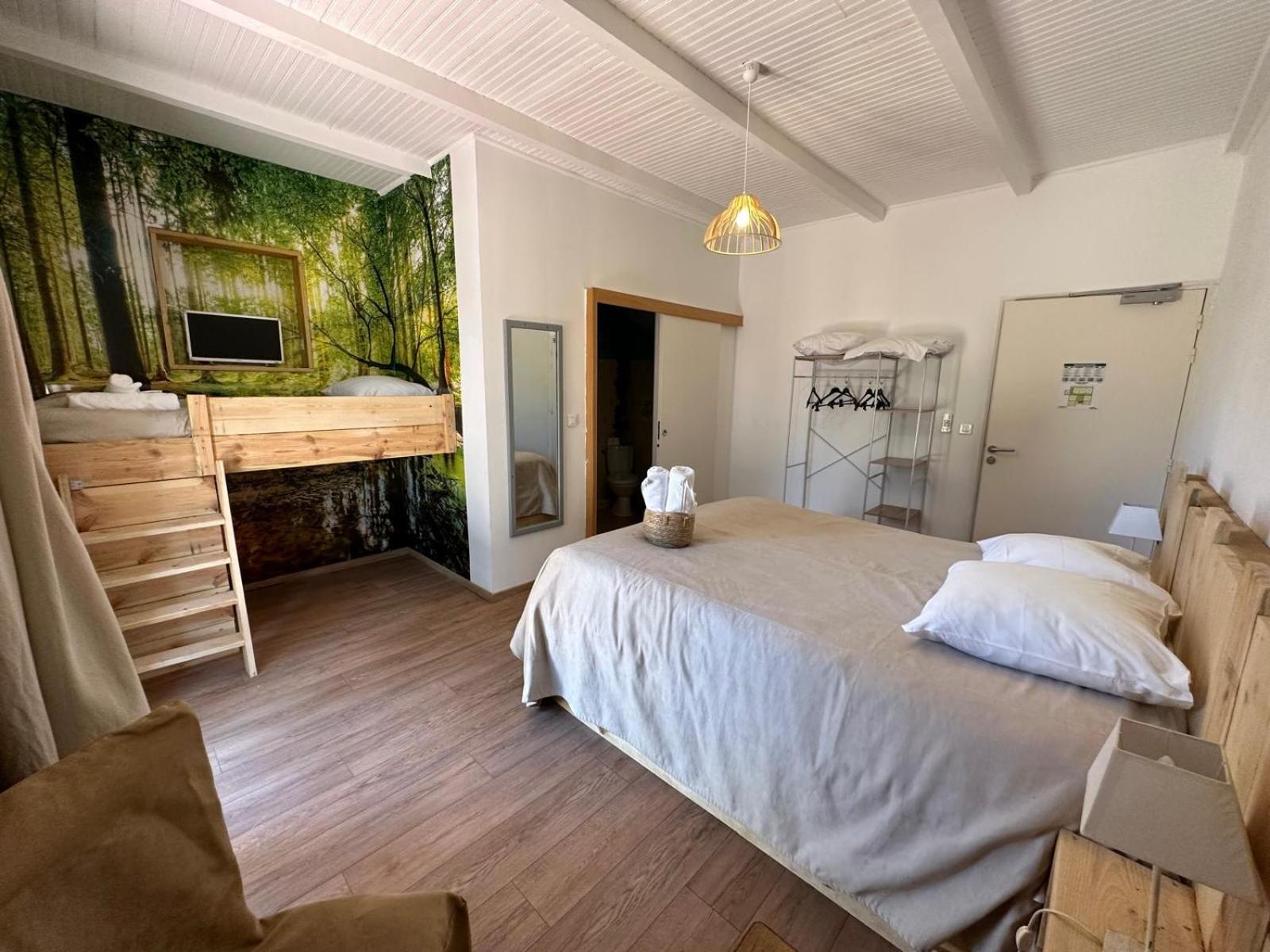 L'Hotel Du Bastier Ginasservis Eksteriør bilde